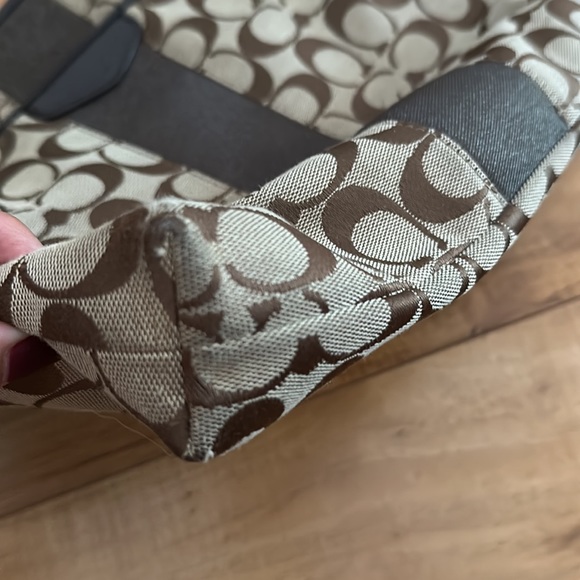 Coach Crossbody - Picture 13 of 13